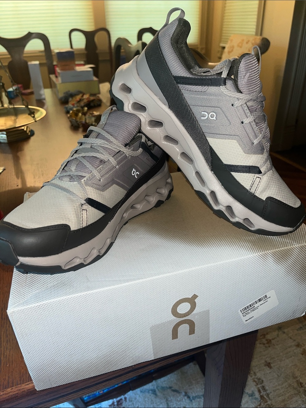 Cloud Horizon sneakers/ hiking - Picture 3 of 11